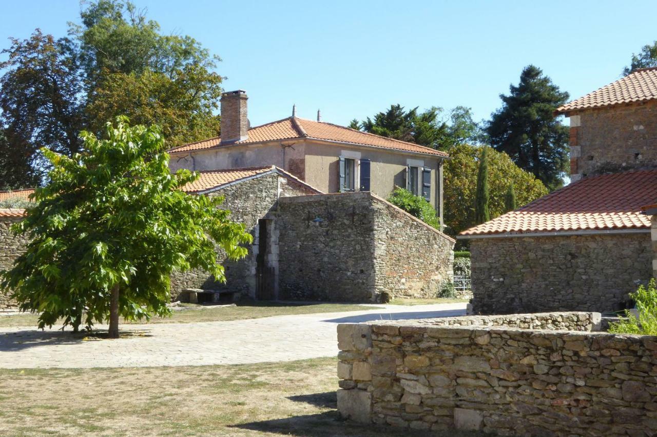 布赫杜赫亚酒庄住宿加早餐旅馆 Moutiers-sur-le-Lay 外观 照片